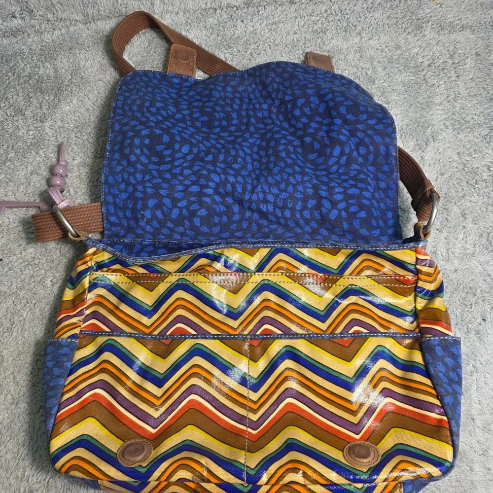 Fossil KeyPer Messenger‎ Laptop Bag Blue Orange Zig Zag Coated Canvas Key Fob